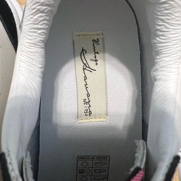 Vintage Havana Black and Pink Sneakers for Casual Style - Picture 5 of 10